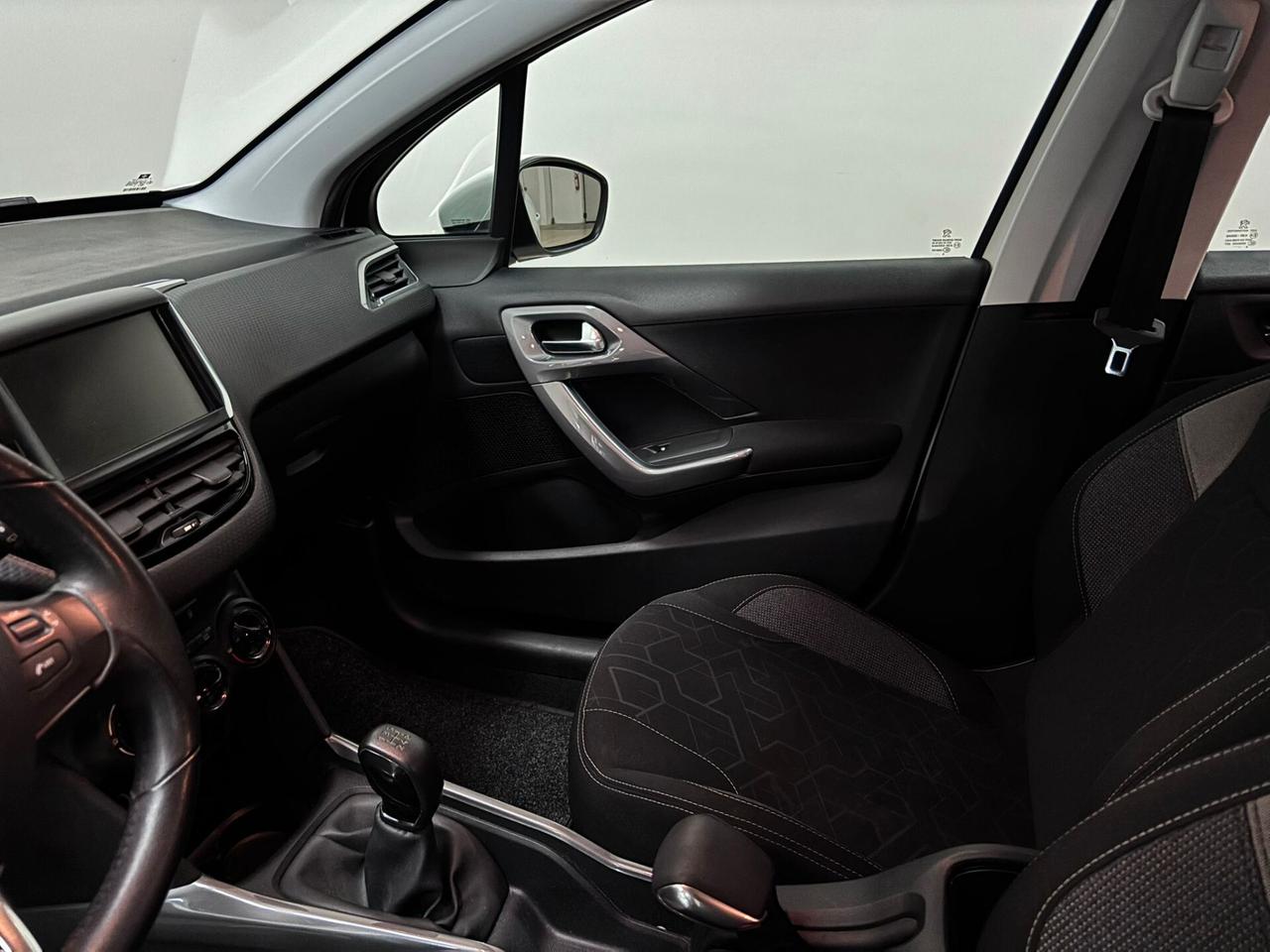 Peugeot 2008 PureTech 82 cv EURO 6