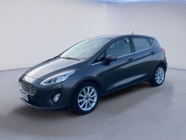 FORD Fiesta 1.1 BENZ 85 CV 5 porte Titanium OK NEOPATENTATI