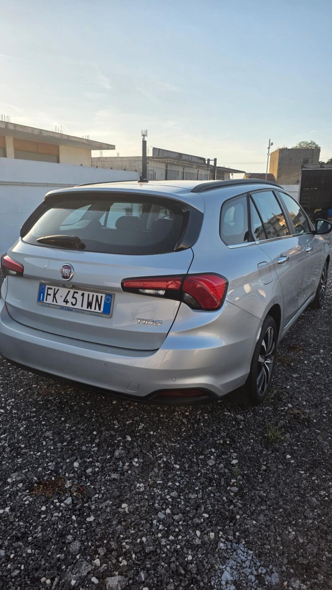 Fiat Tipo 1.6 Mjt S&S SW Lounge