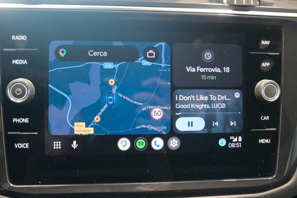 VOLKSWAGEN TIGUAN 2.0 TDI 150CV DSG SCR LIFE ( FARI LED - CLIMA TRIZONA - ADAPTIVE CRUISE - AMBIENT LIGHTS - APP CONNECT - PARK PILOT )