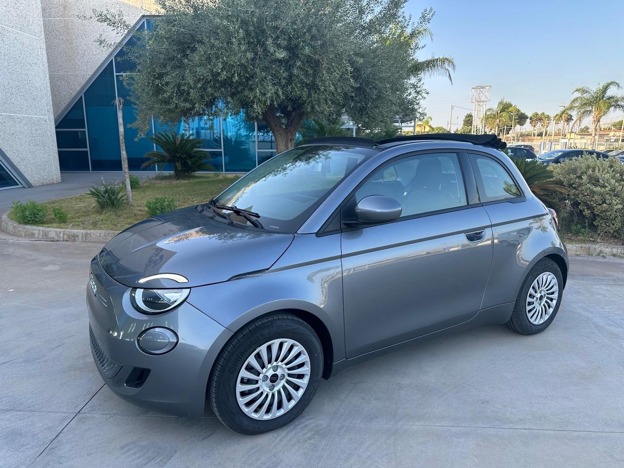 Fiat 500e Cabrio offerta T-Stock prezzo imperdibile