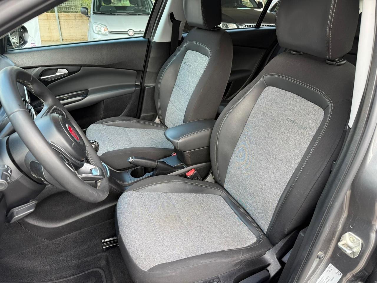 Fiat Tipo 1.6 Mjt S&S 5 porte Cross