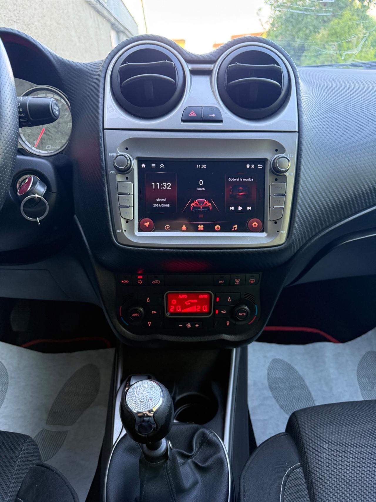Alfa Romeo MiTo 1.4 T 120 CV Distinctive Sport Pack