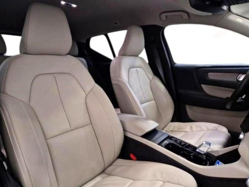 Volvo XC40 T3 163 CV Automatica NAVI LED Inscription