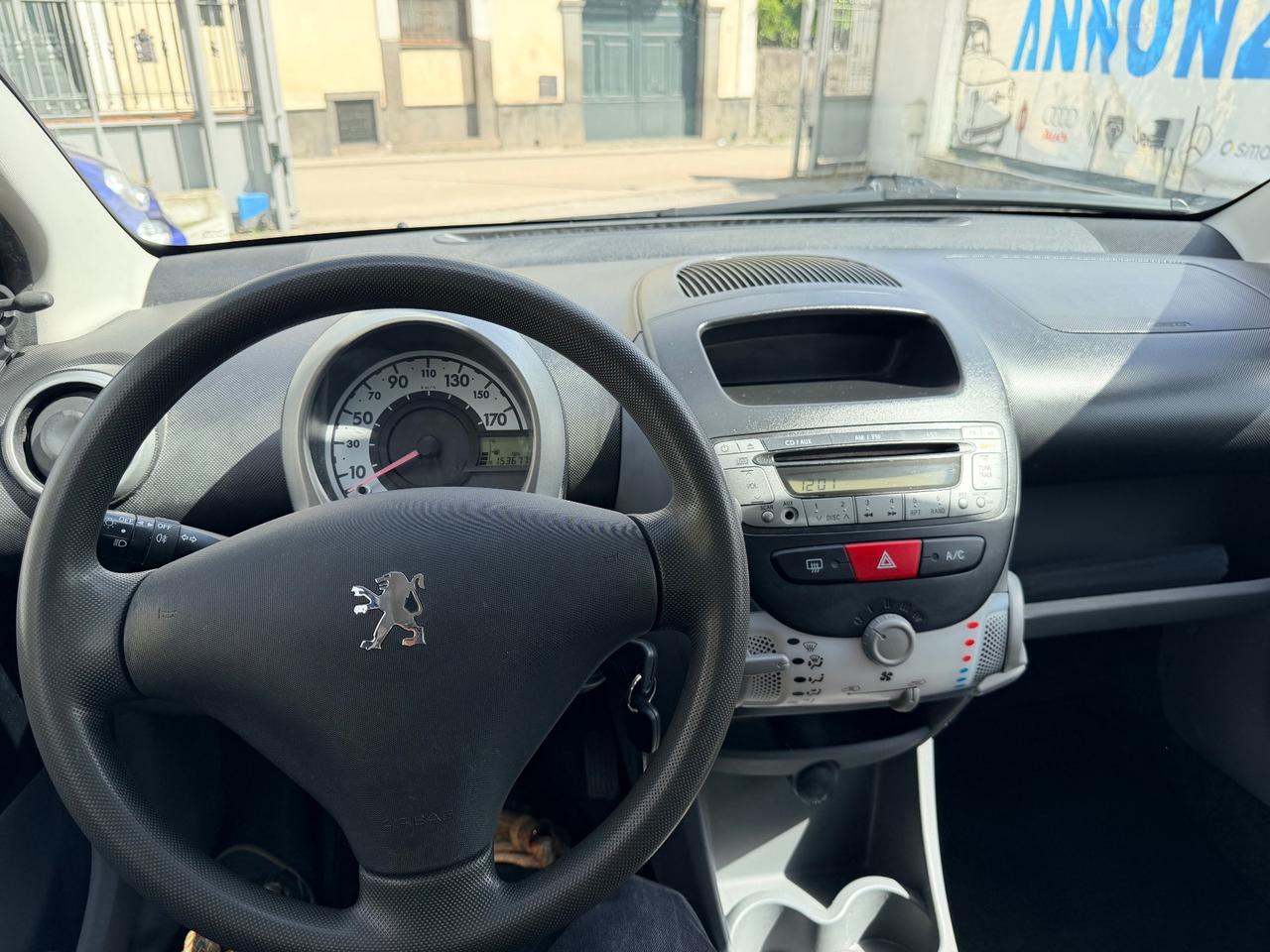 Peugeot 107 1.0 68CV 5 PORTE