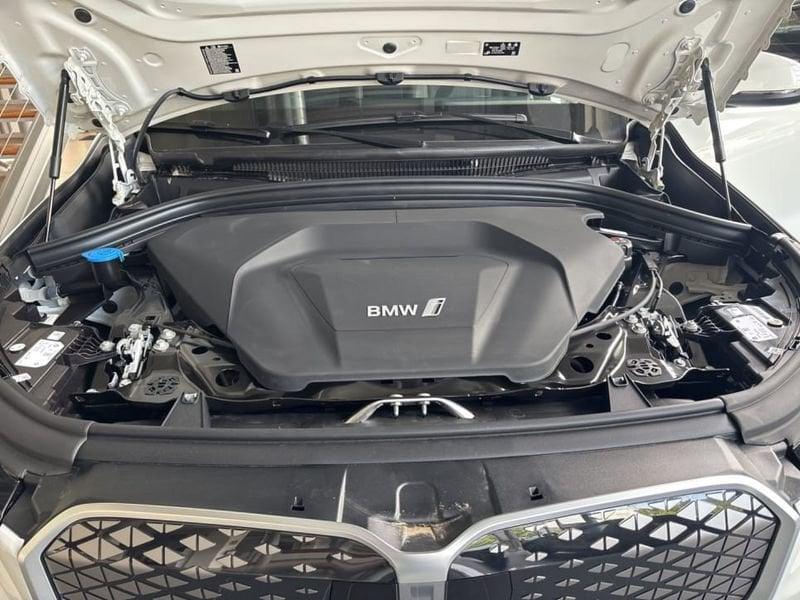 BMW iX1 eDrive20 Special Edition