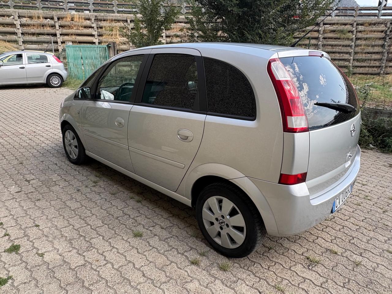 Opel Meriva 1.6 16V Cosmo