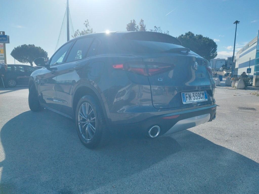 Alfa Romeo Stelvio 2.2 Turbodiesel 210 CV AT8 Q4 Executive