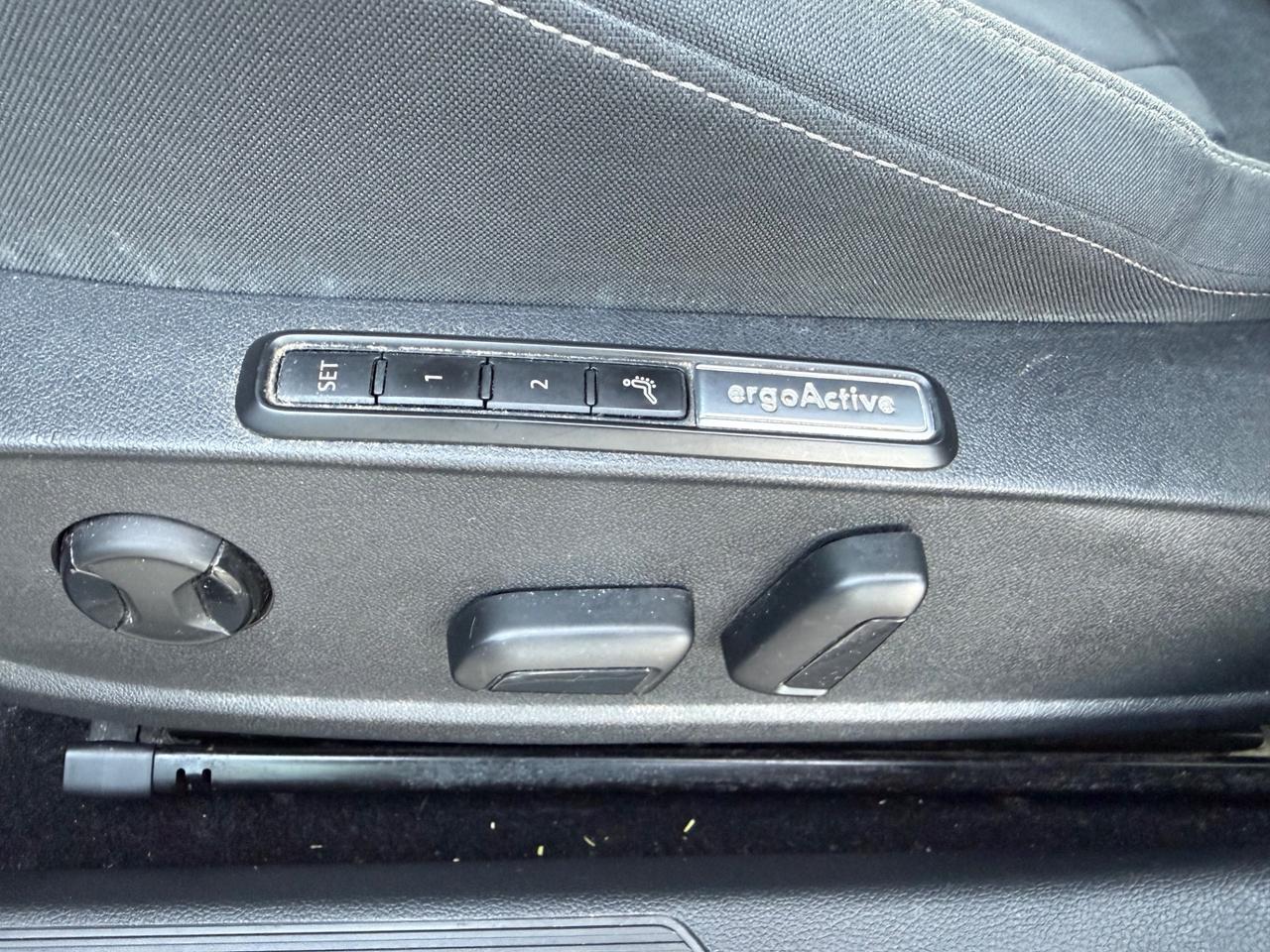 Volkswagen Golf 1.5 TGI DSG Style