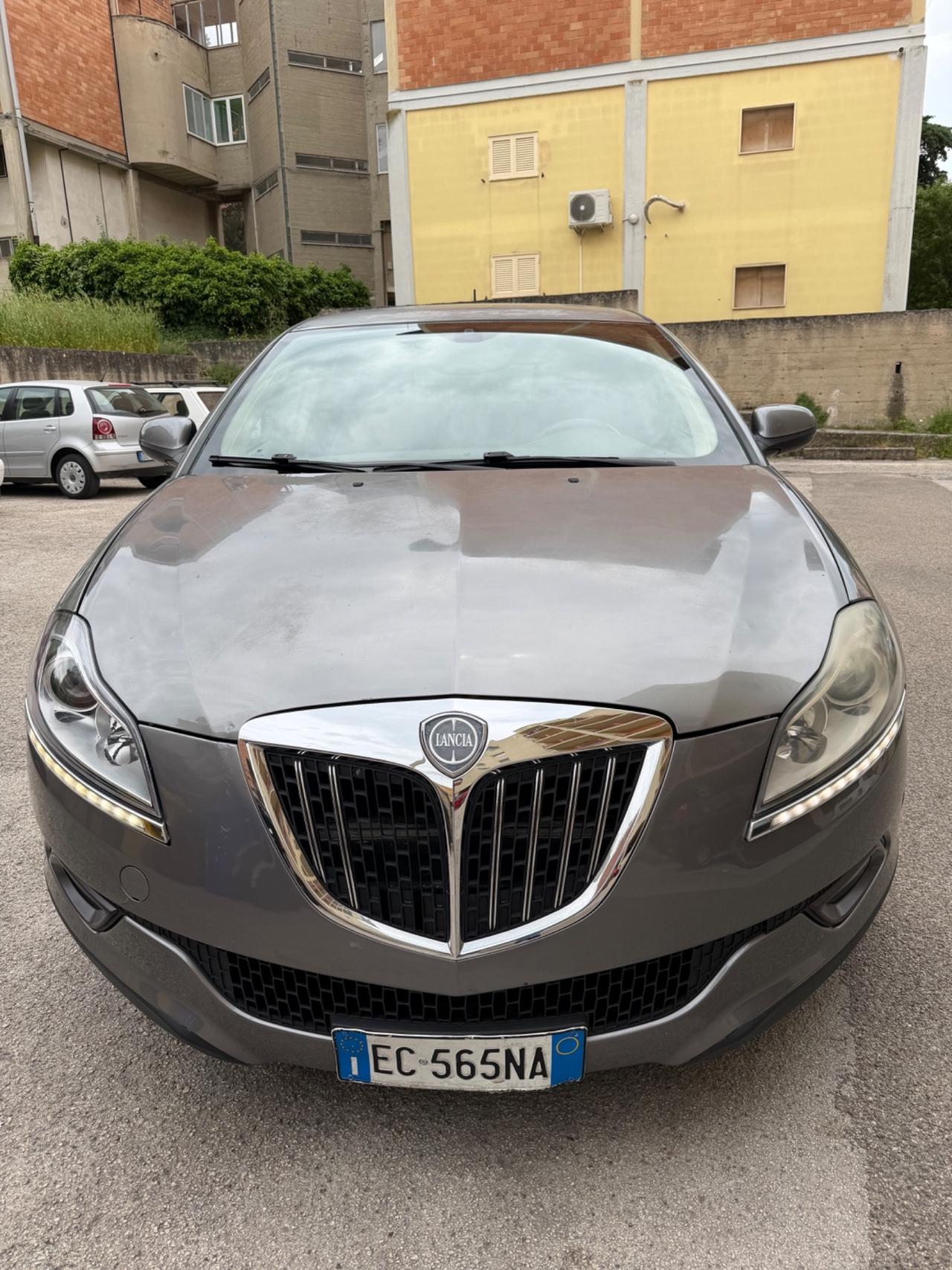 Lancia Delta 1.6 MJT DPF Platino