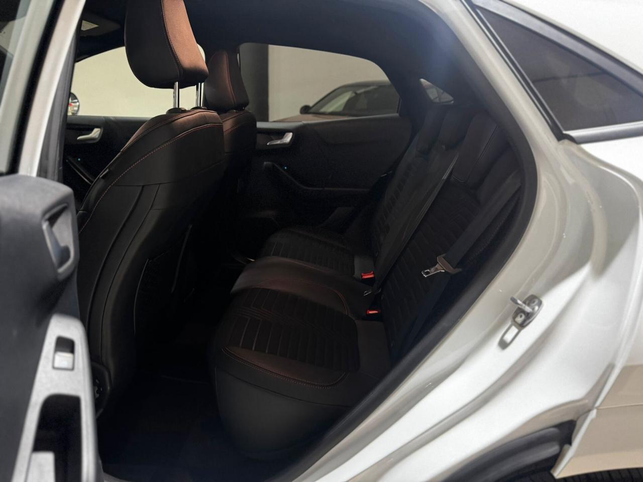 Ford Puma 1.0 EcoBoost Hybrid 125 CV S&S aut. ST-Line