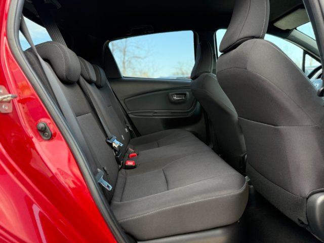 TOYOTA Yaris 1.5 Hybrid PARI AL NUOVO