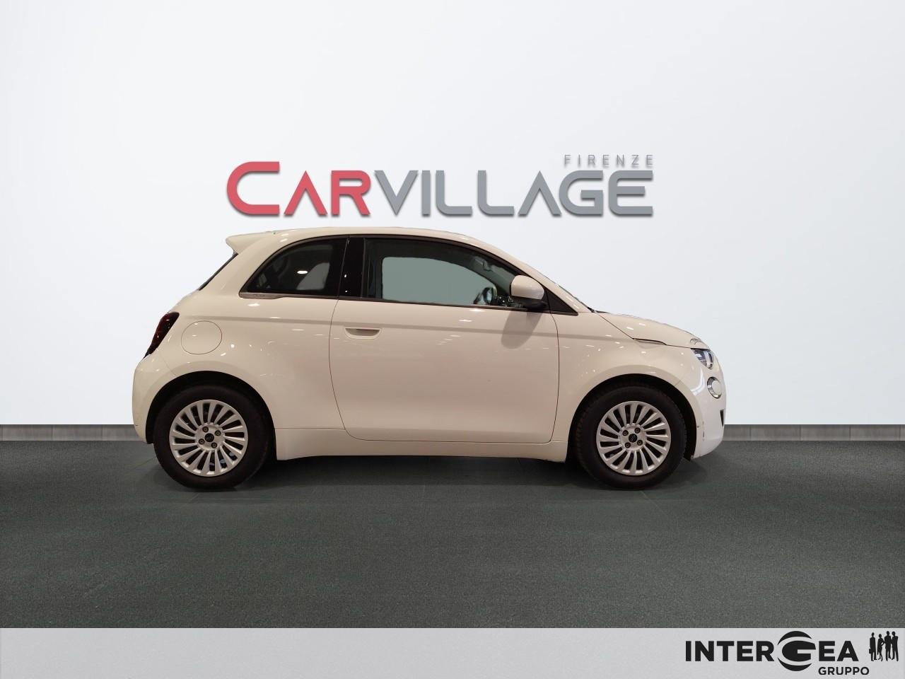 FIAT 500e 23,65 kWh Action