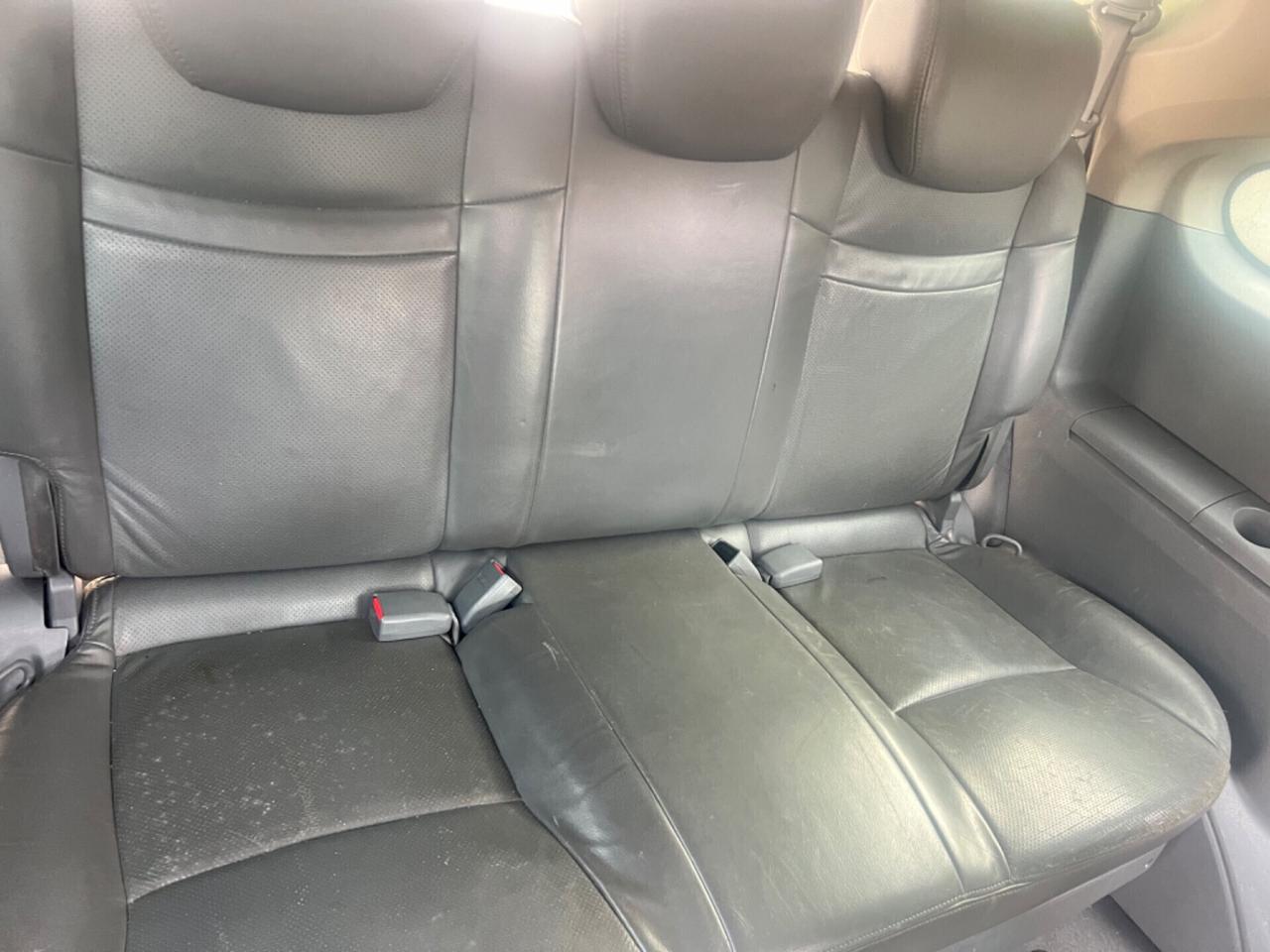 Ssangyong Rodius 2.7 XDi 4WD Premium 7 posti