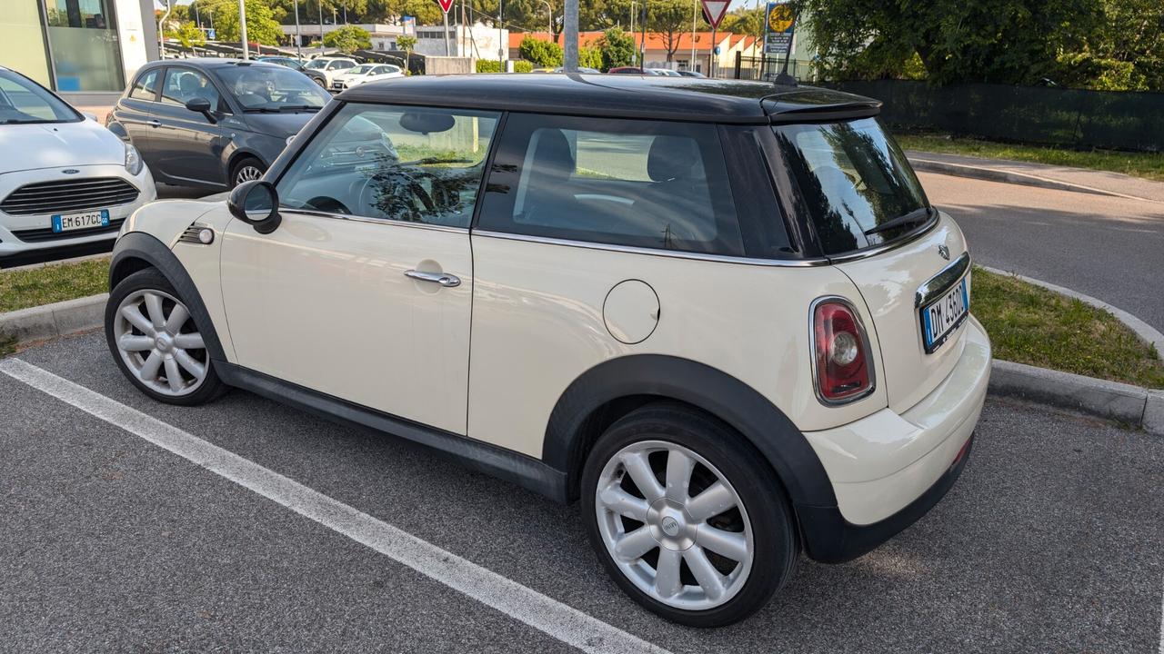 Mini Mini 1.6 16V Cooper