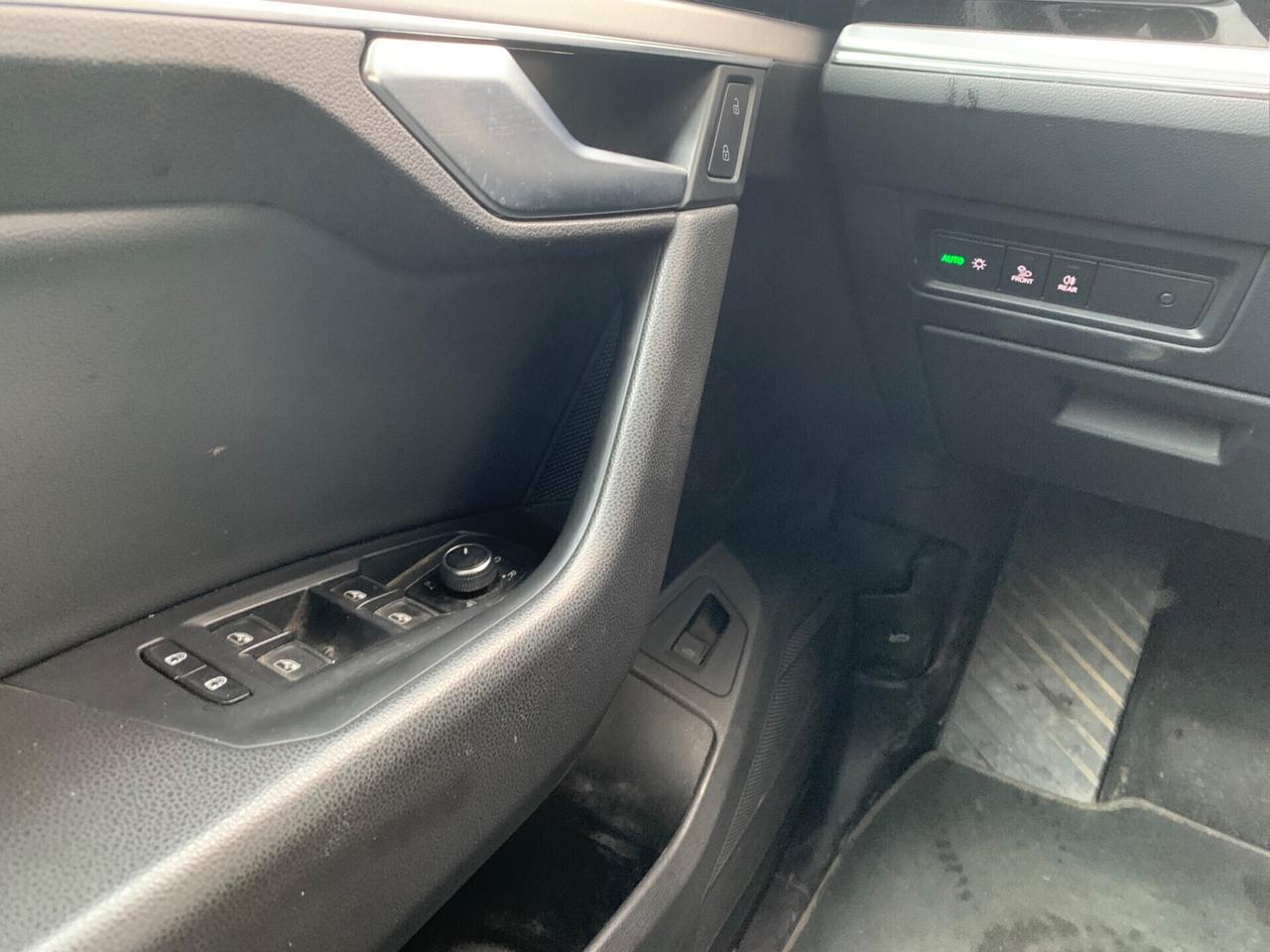 VOLKSWAGEN TOUAREG 3.0 V6 TDI 231 CV 4MOTION R-LINE