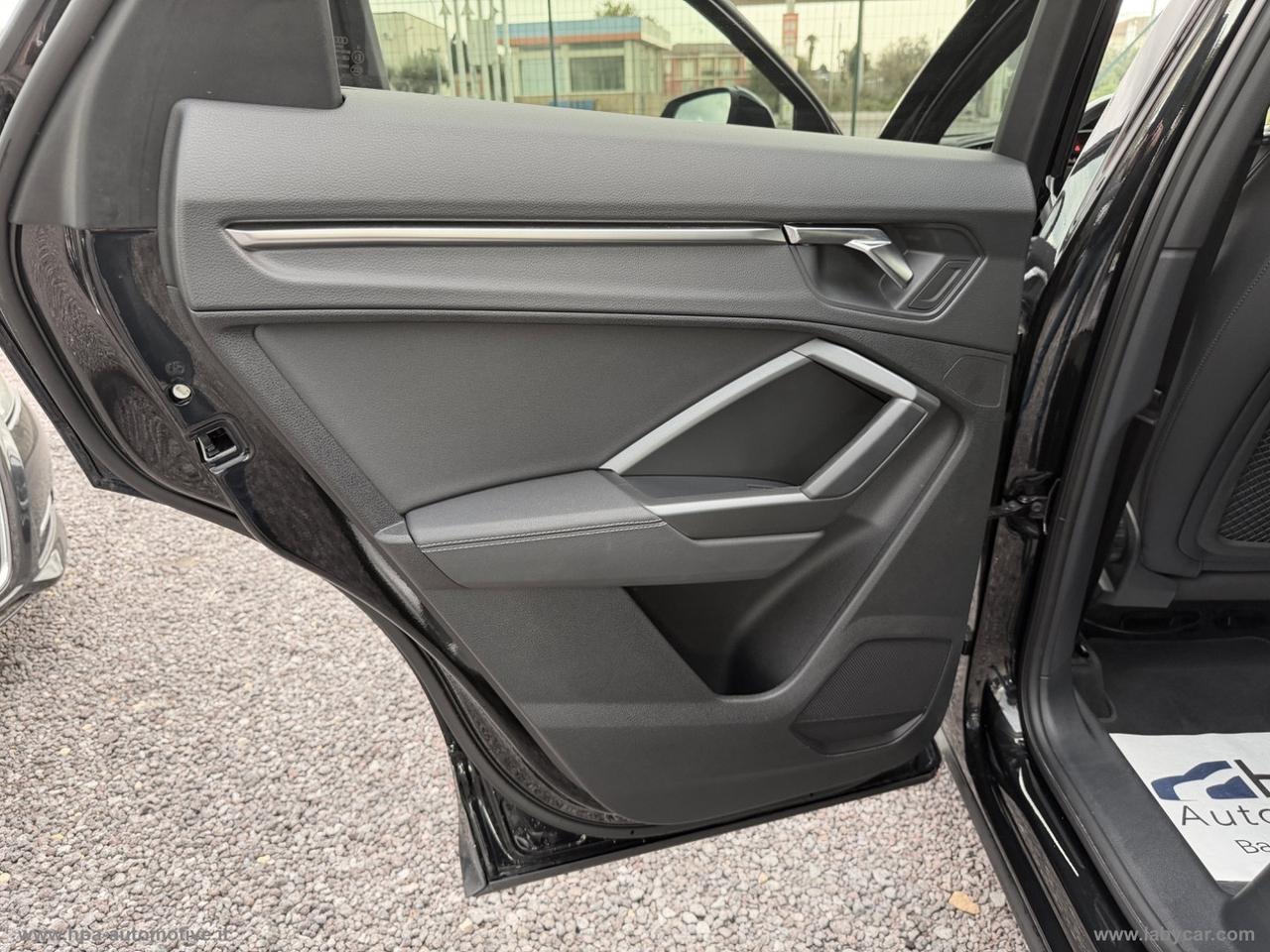 AUDI Q3 SPORTBACK 2.0TDI S-line NAVI FULL LED RETROCAMERA 360