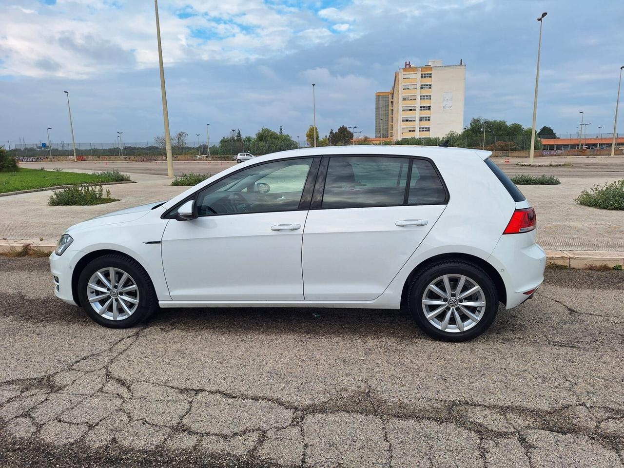 Volkswagen Golf 1.6 TDI 110 CV LOUNGE 11/2015