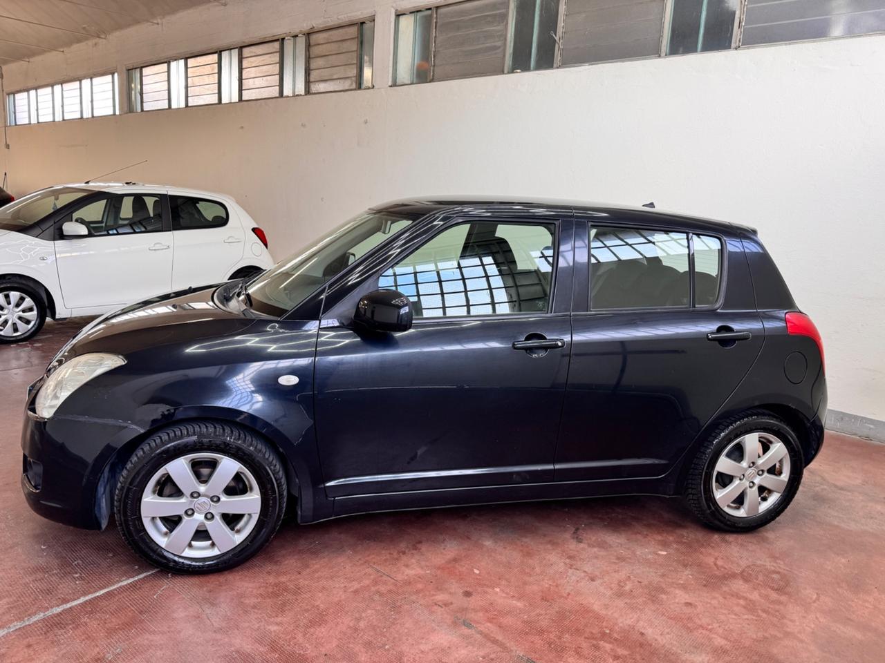 Suzuki Swift 1.3 Benzina 120.000km