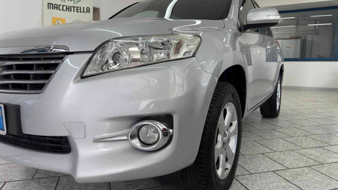 Toyota RAV 4 RAV4 2.2 D-4D 150 CV DPF Exclusive