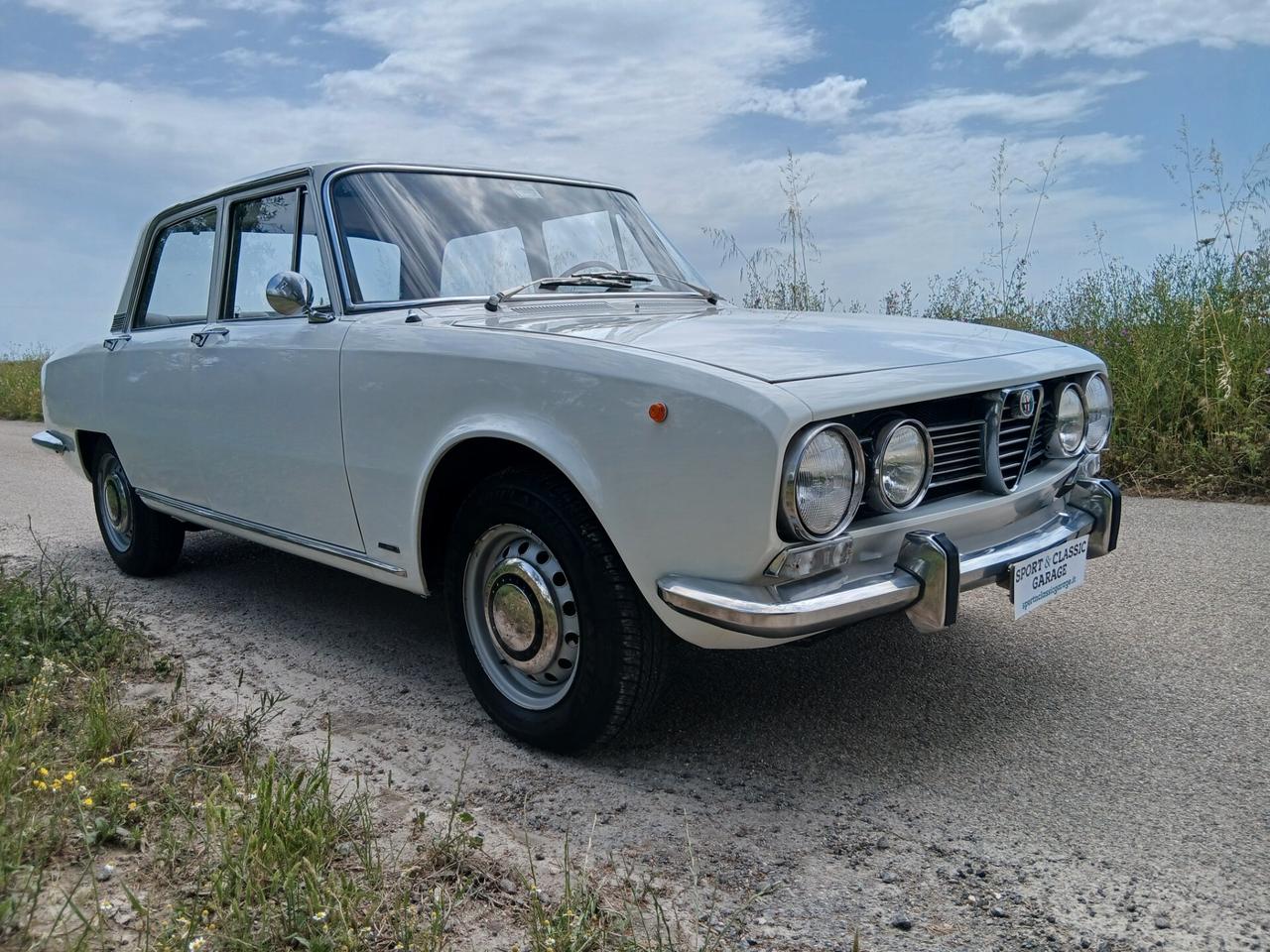 Alfa Romeo 1750 Berlina