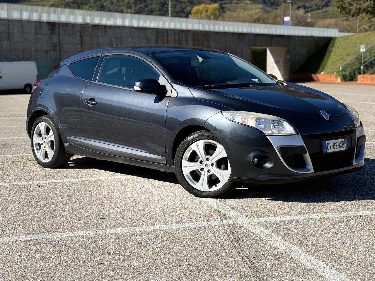 Renault Megane Mégane Coupé OK NEOPATENTATI