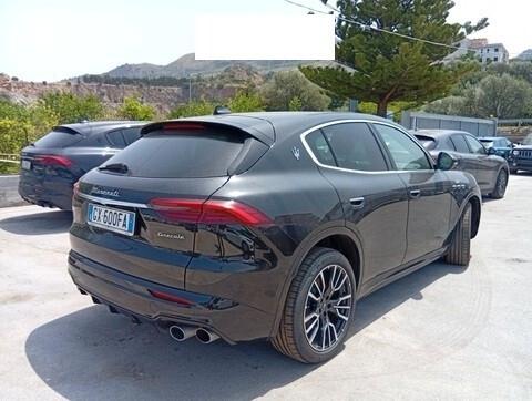 MASERATI GRECALE 2.0 250CV AUTOMATIC MHEV AWD GT ( FARI LED - COCKPIT - PELLE - CRUISE - NAVI - MIRROR - PDC - TELECAMERA POST. - CERCHI 19 )