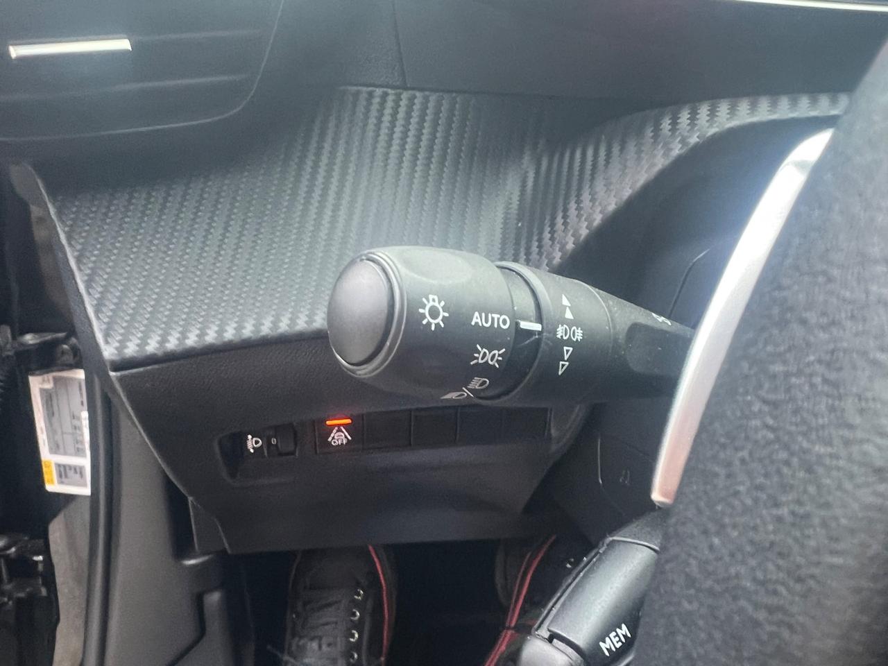 Peugeot 2008 BlueHDi 130 S&S EAT8 Allure