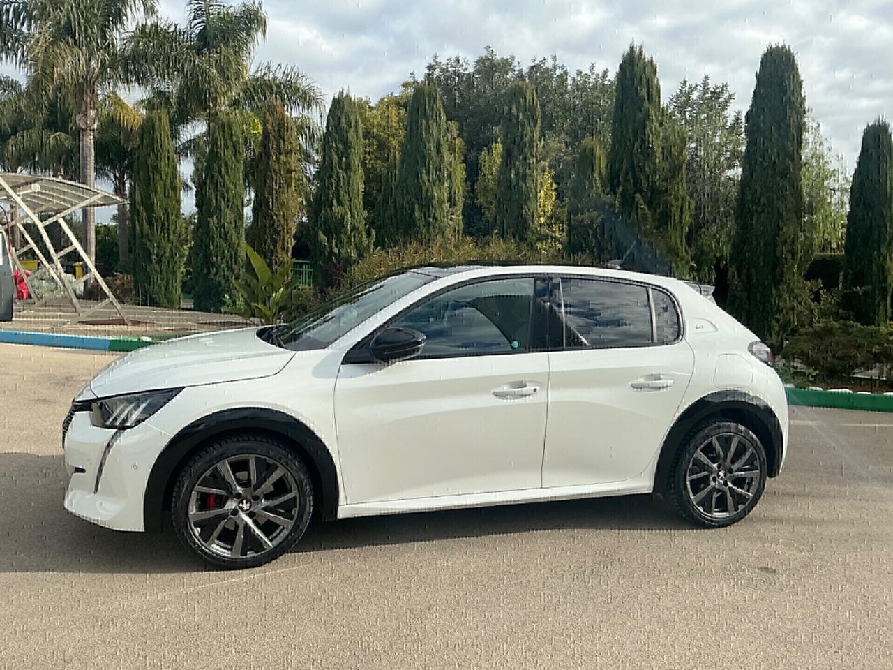 Peugeot 208 BlueHDi 100 Stop&Start 5 porte GT Pack