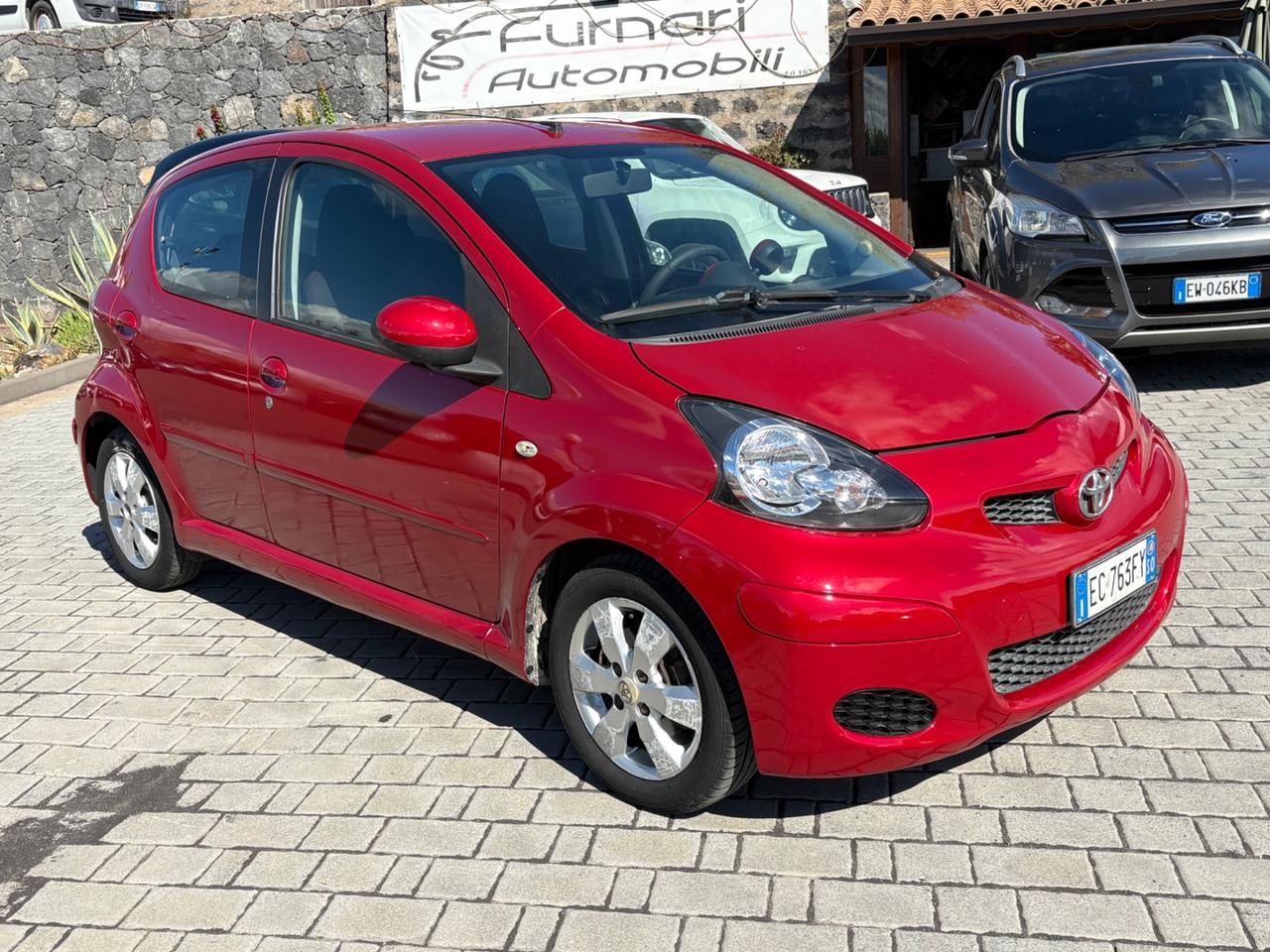 Toyota Aygo 1.0 12V VVT-i 5 porte Sol Connect