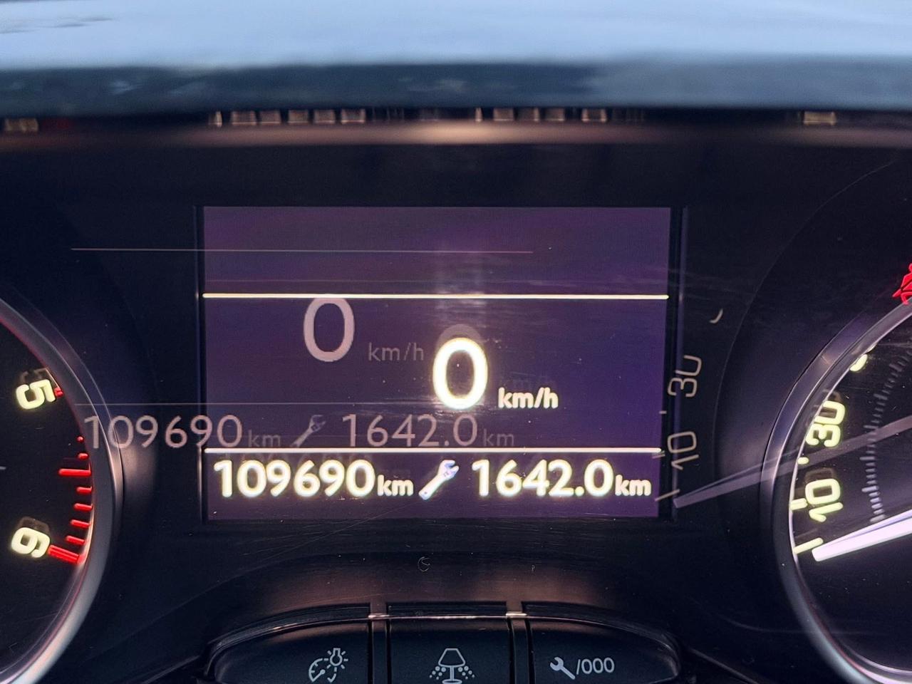 Peugeot 2008 1.6 e-HDi 92 CV Stop&Start Active