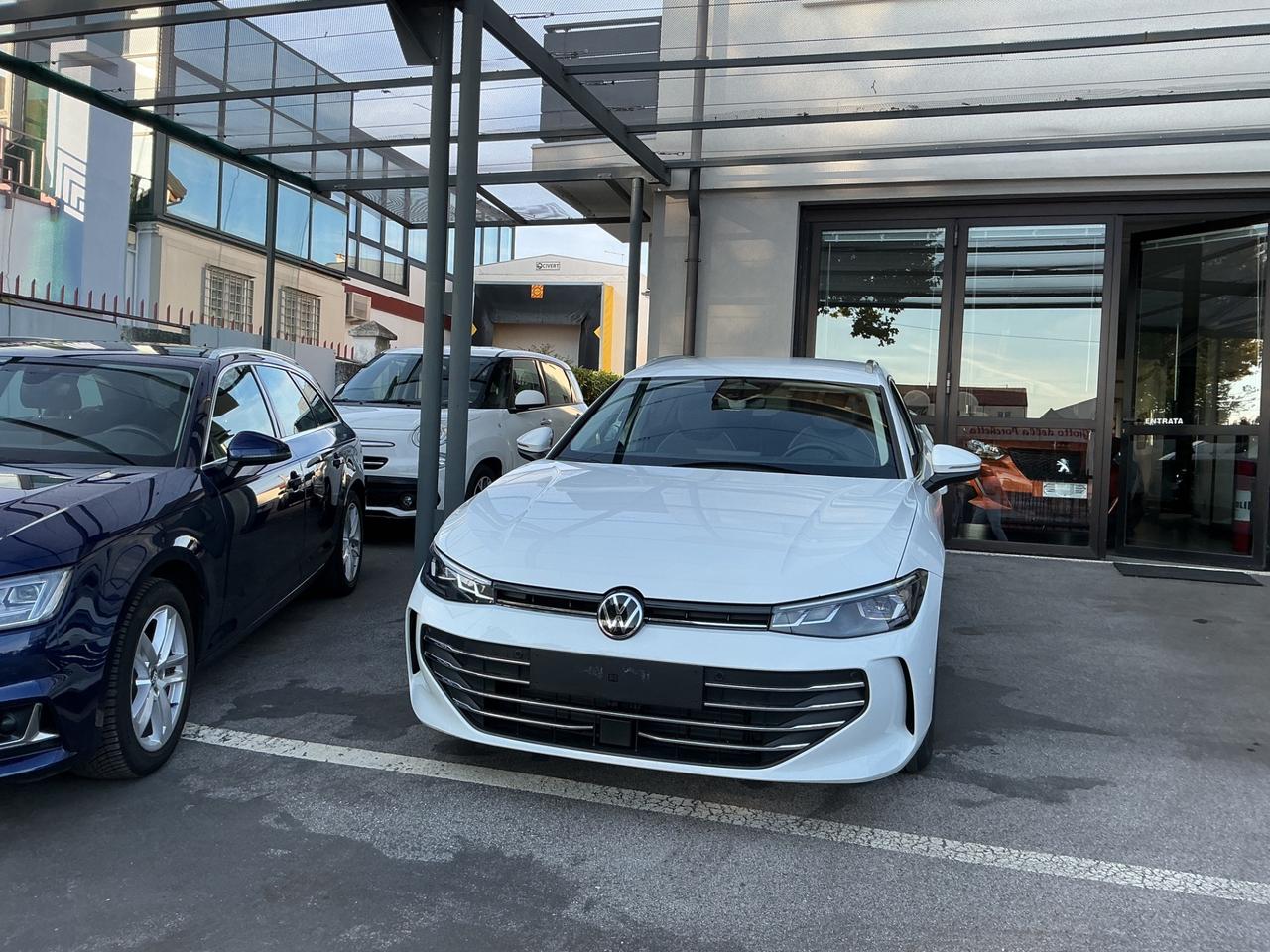 Volkswagen Passat Variant 2.0 TDI SCR EVO DSG Business 150 CV