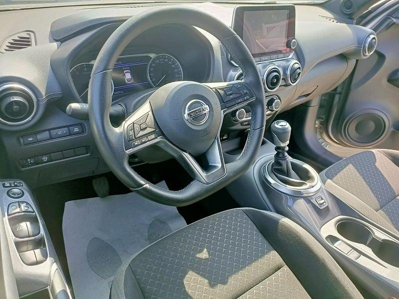 Nissan Juke 1.0 DIG-T 114cv N-Connecta 1.0 dig-t N-Connecta 114cv