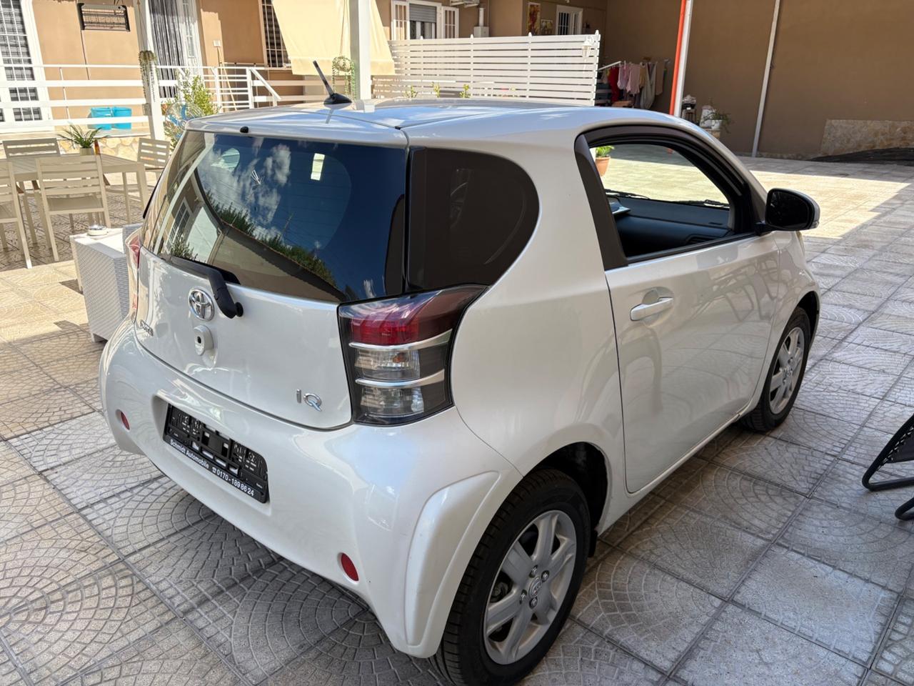 Toyota iQ 1.0