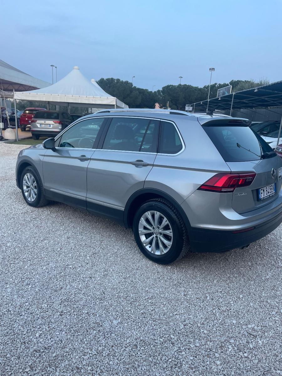VOLKSWAGEN - Tiguan - 1.6 TDI Style BMT