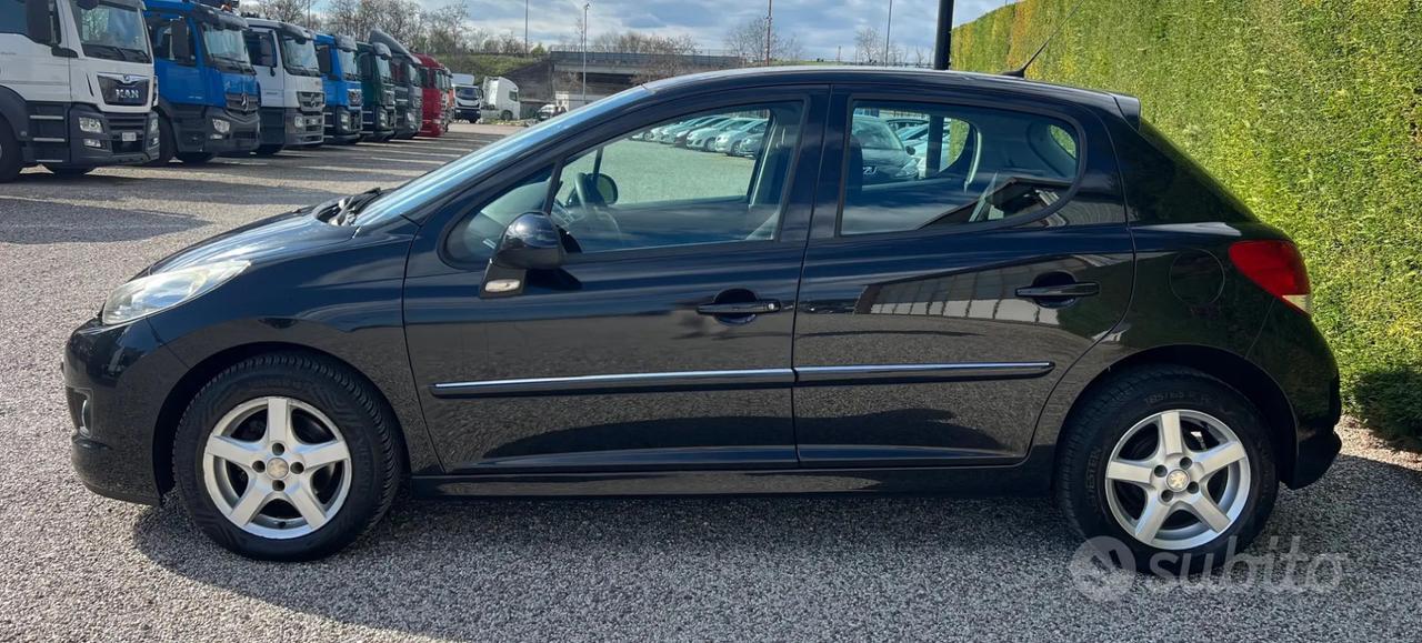 Peugeot 207 5 porte 1.4 8v Energie