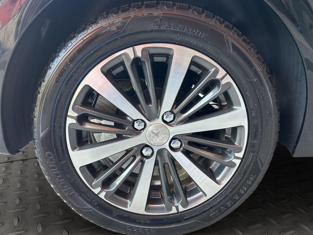 PEUGEOT - 208 - 1.6 BlueHDi 75CV 5p. Allure