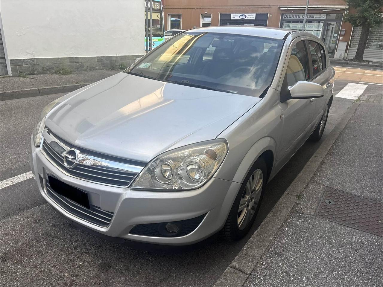 OPEL ASTRA 1.7 CDTI COSMO 5 PORTE