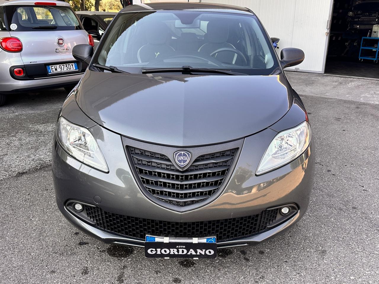 Lancia Ypsilon 1.2 GPL Ecochic Gold