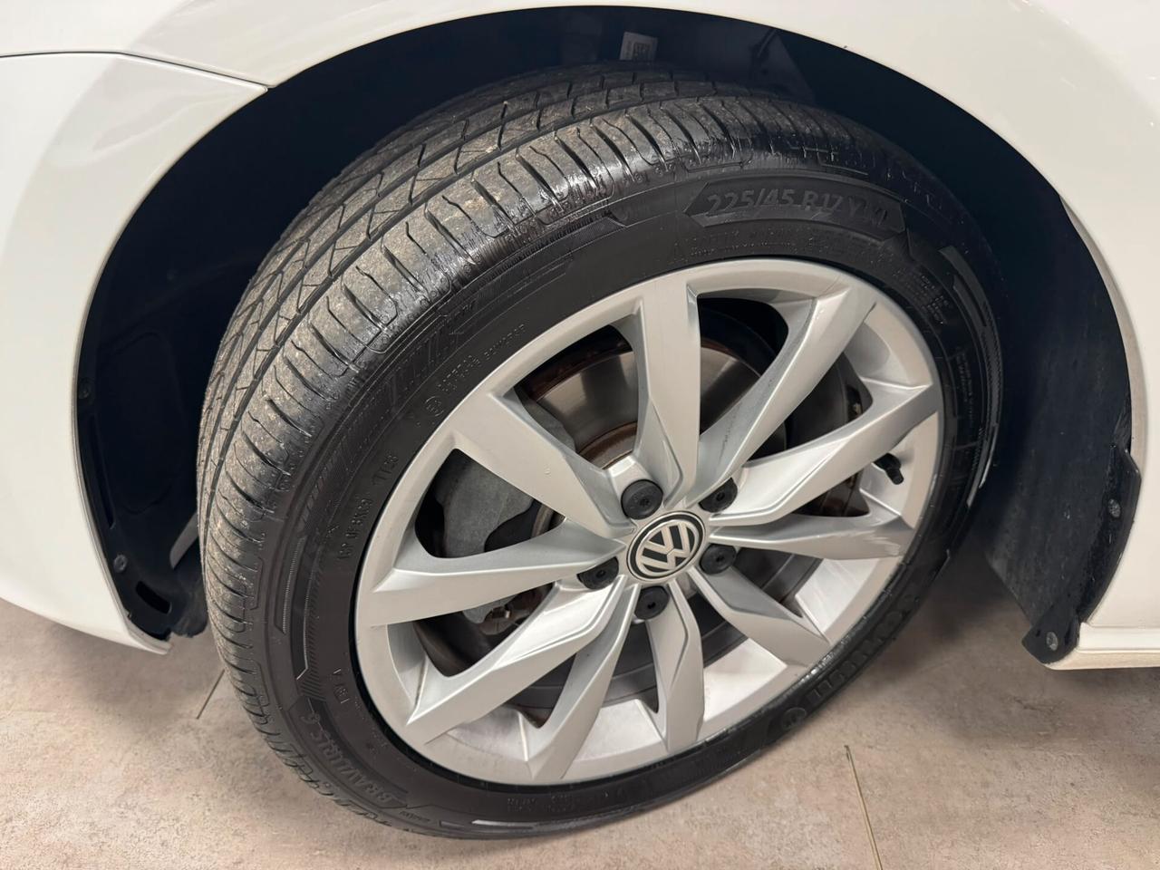 Volkswagen Golf 1.4 TSI 125 CV 5p. Highline