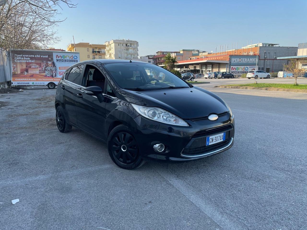 Ford Fiesta 1.4 Bz.- GPL Titanium 5porte Immacolata