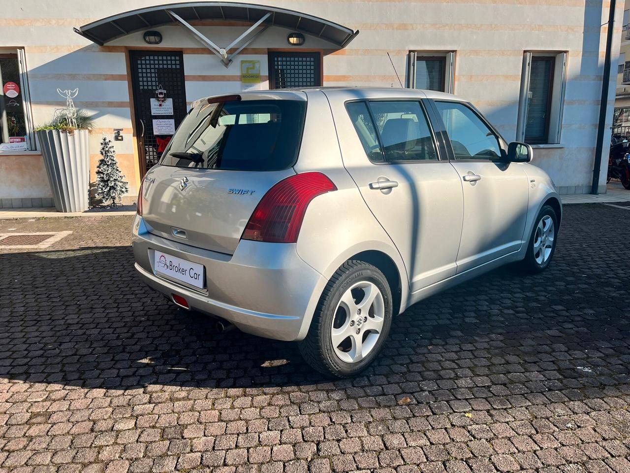 Suzuki Swift 1.3 DDiS 5p. GLX