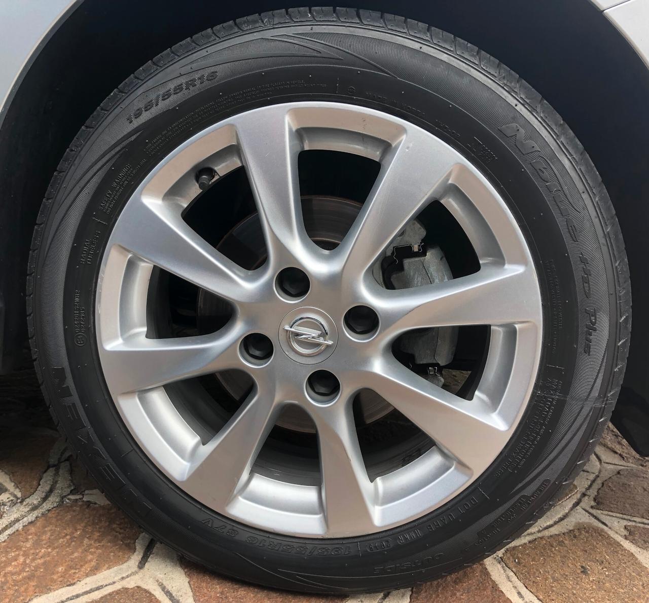 Opel Corsa 1.2 Elegance OK NEOPATENTATI!!