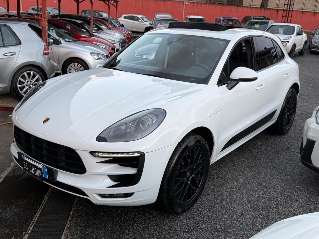 Macan 3.0 GTS-STRAFULL-NO VINCOLI-PERMUTE