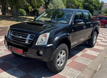 Isuzu D-Max 2.5 TD cat Space Cab 4WD Pick-up LS EU4