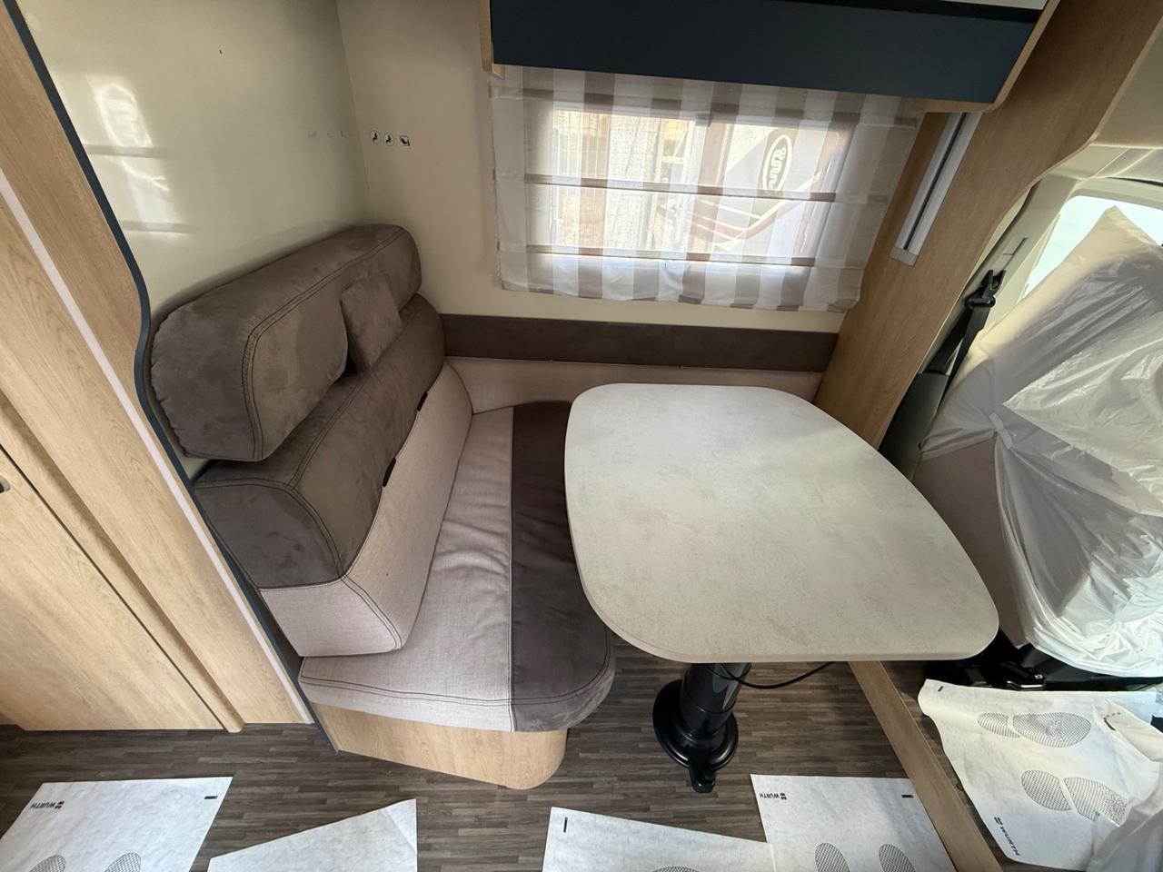 CI INTYERNATIONAL HORON 98 XT 5 POSTI OMOLOGATI