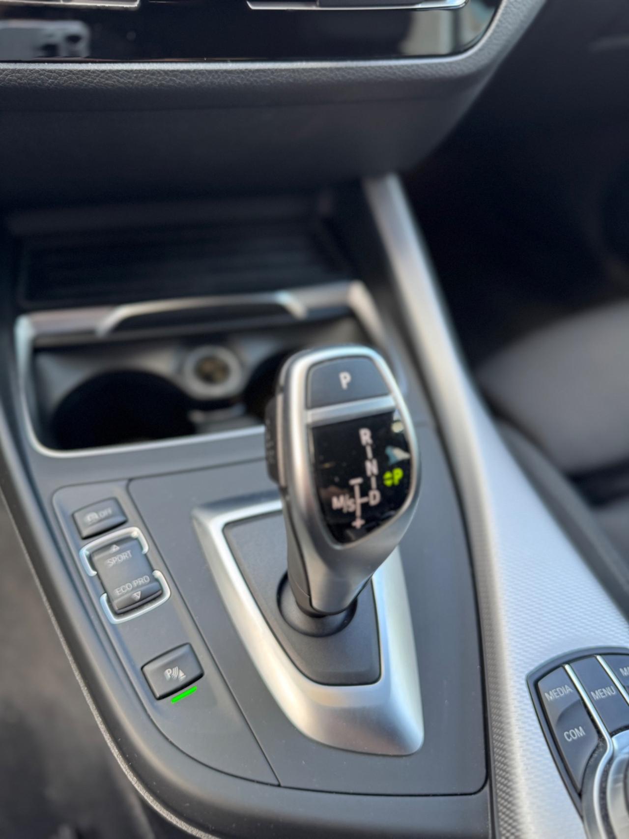 Bmw 120 120d 5p. Urban