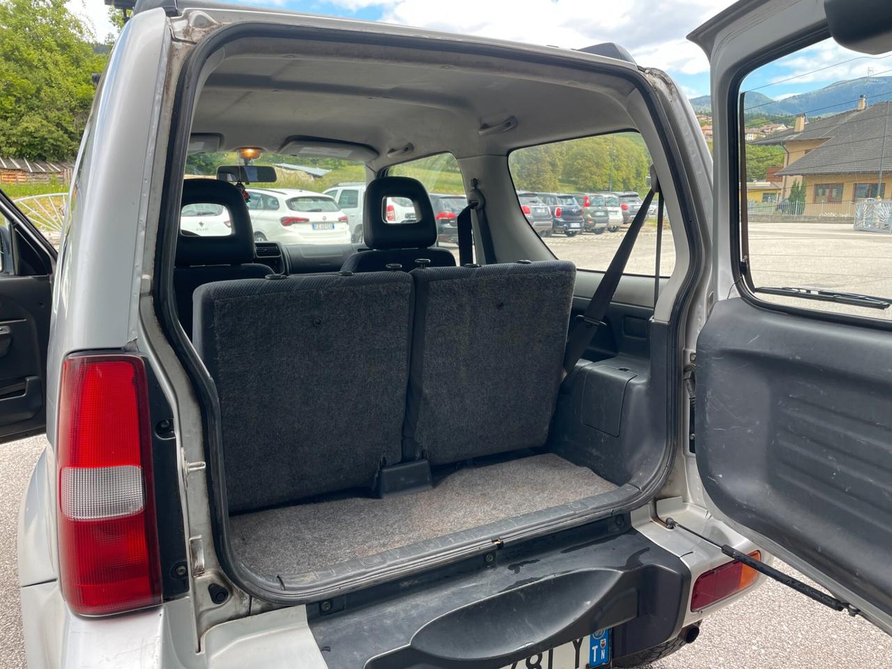 Suzuki Jimny 1.3i 16V cat 4WD JLX