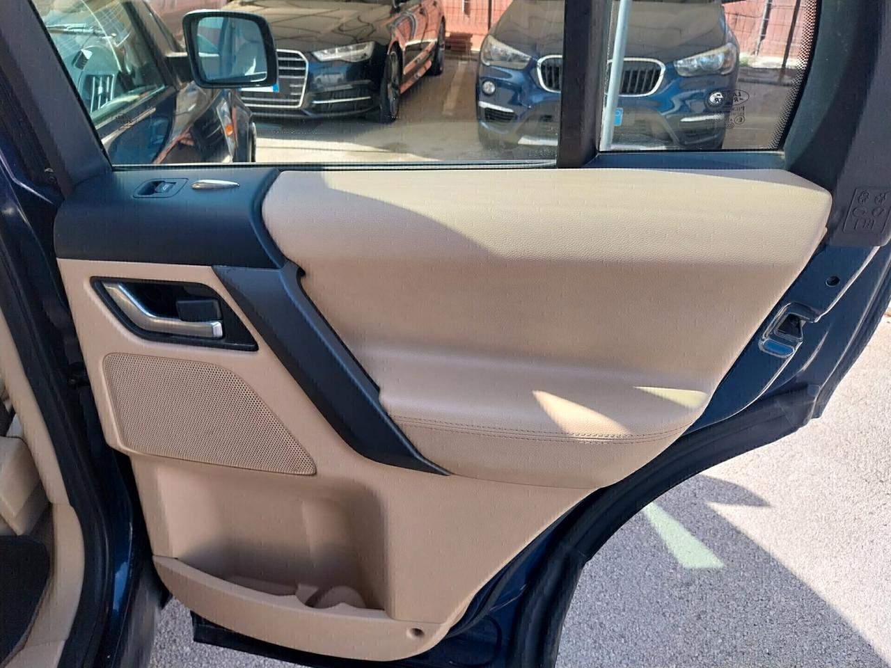 Land Rover Freelander 2.2 TD4 HSE