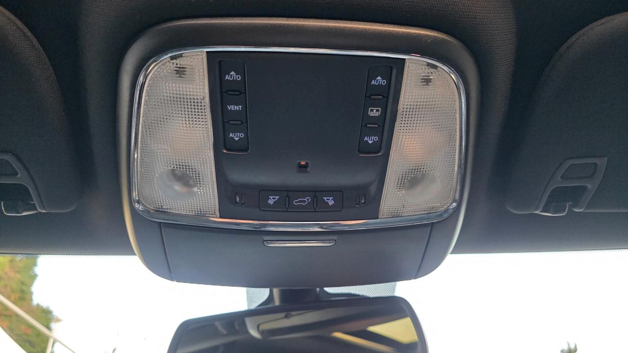 Jeep Grand Cherokee 3.0 V6 CRD 250 CV Multijet II Overland